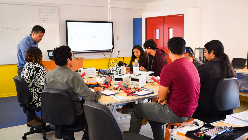 Capacitacion makerspace freirina